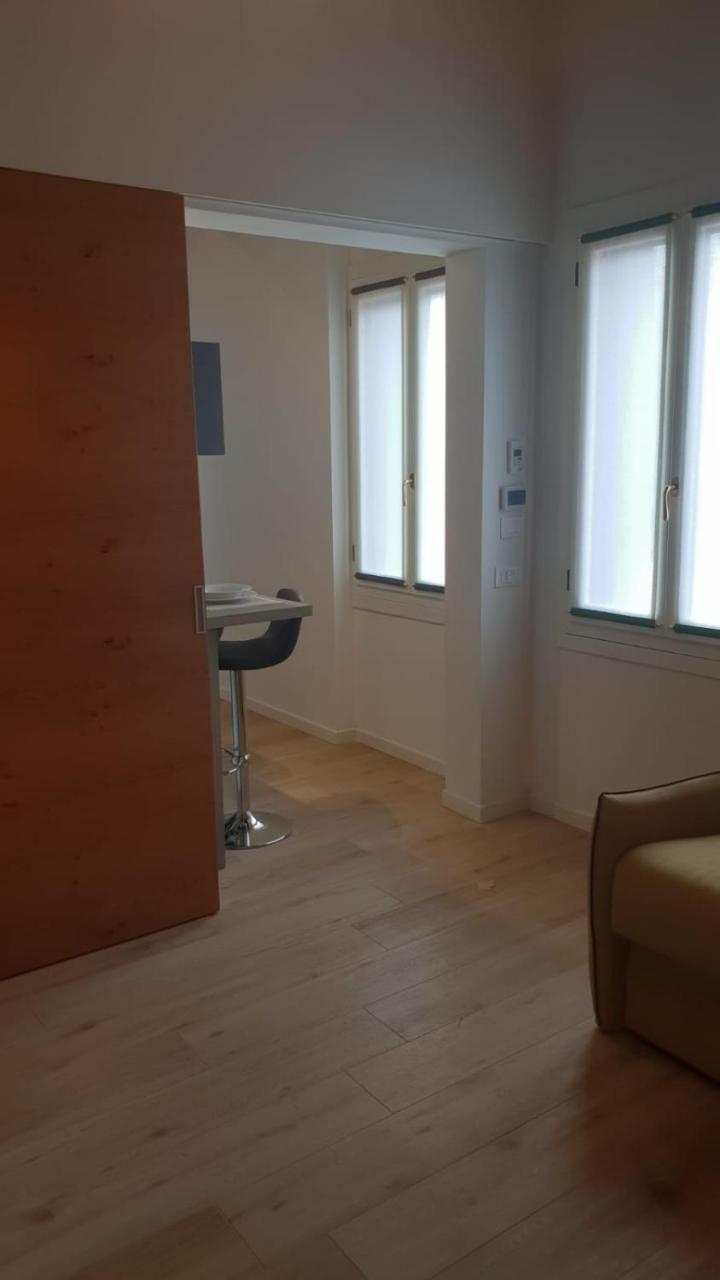 Snc1018 Modern Boutique Apartment 베니스 외부 사진